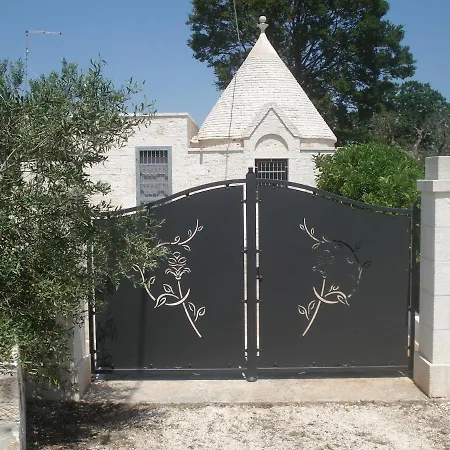 Trullo Salamina Feriehus *