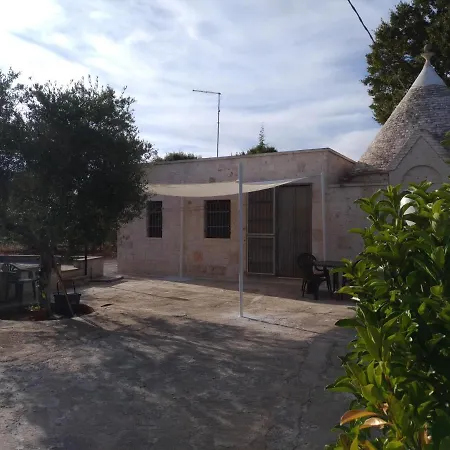 Trullo Salamina Cisternino